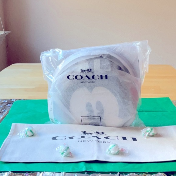 🐭 DISNEY X COACH MICKEY MOUSE EAR BAG & CARD CASE 🐭 NWT 🐭 - Picture 16 of 16